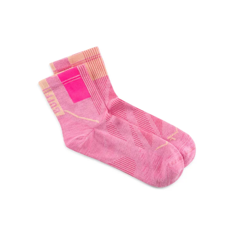 Buff Coolnet Quarter Sock - CQ Pink-2