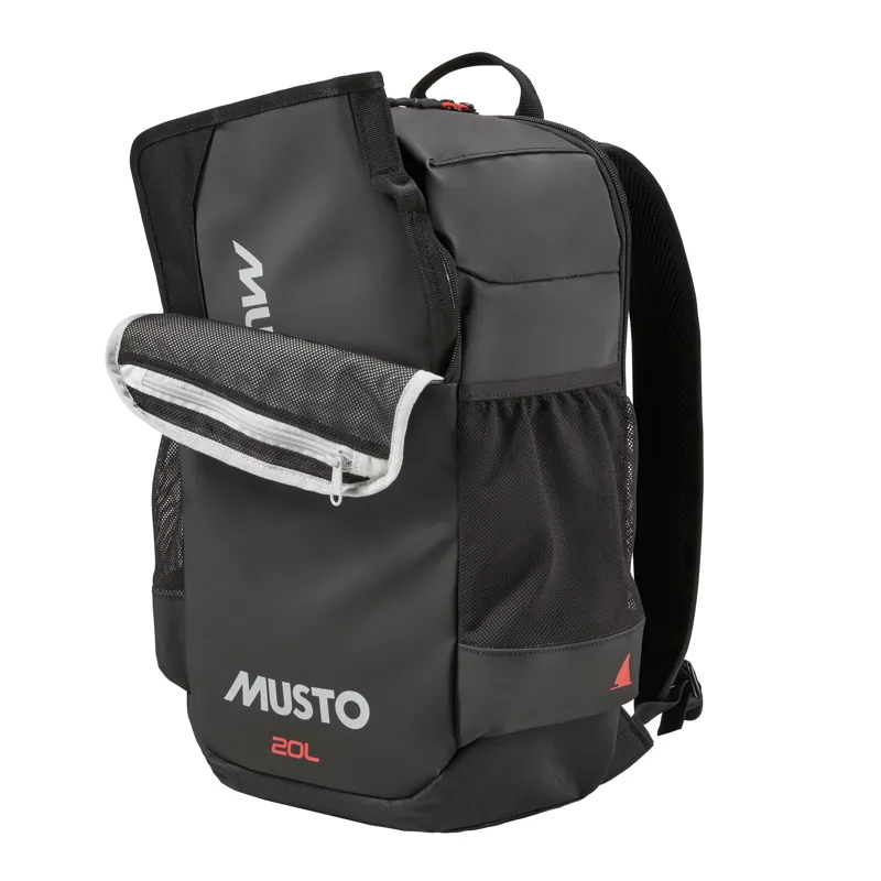 Musto Washbag - Black-2