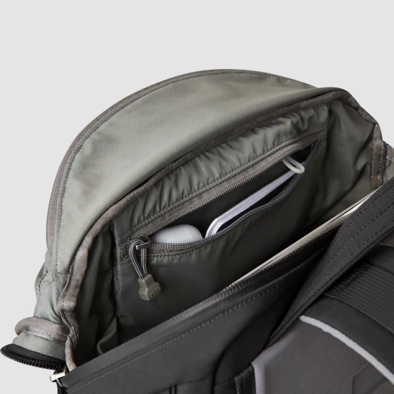 Yeti Crossroads Backpack 22L - Black-6