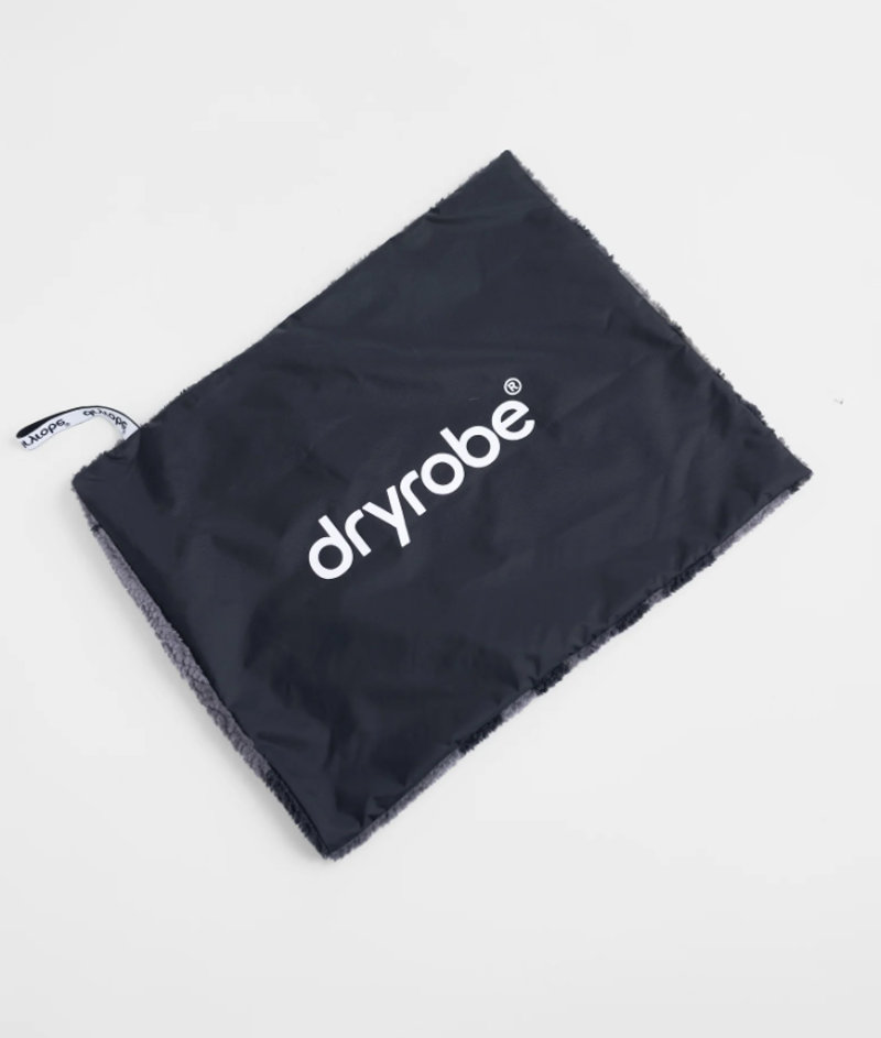 Dryrobe Cushion Cover Black Camo-1