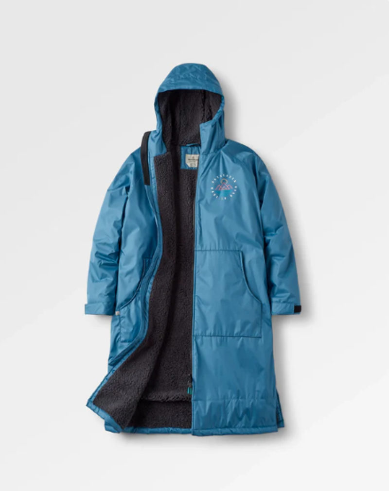 Passenger Escapism Sherpa Lined Change Robe - Moonlight Blue