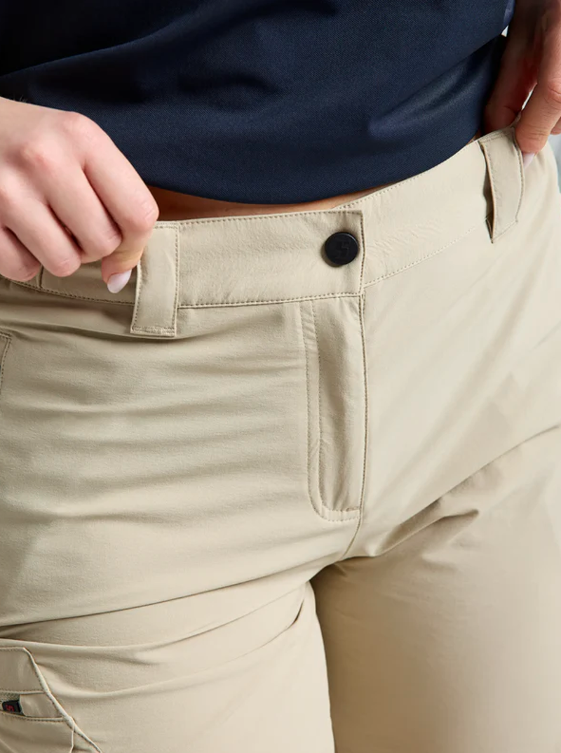 Slam Women's Tech Cargo Short - Dry Sand-7