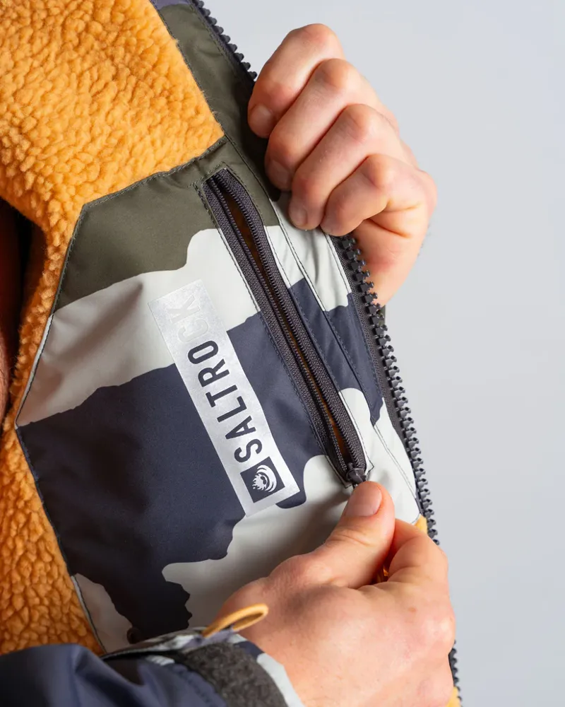 Saltrock Four Seasons Changing Robe Camo Stripe - Green-7