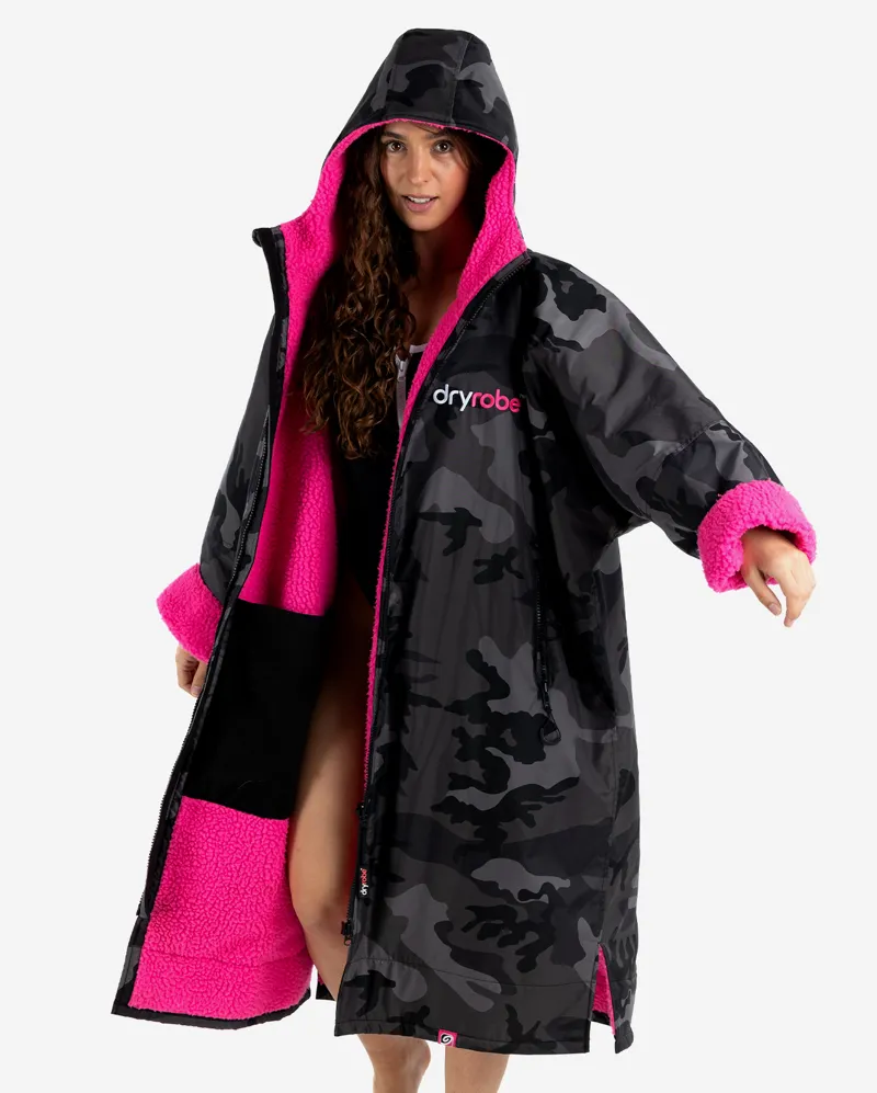 Dryrobe Long Sleeve Black Camo/Pink 